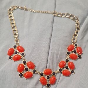 Womans Colorful Necklace Gold Toned Chain.